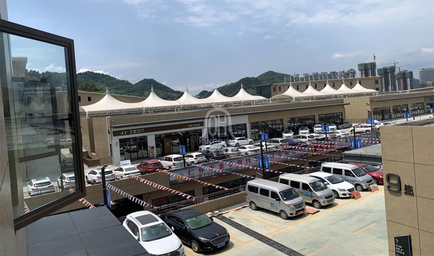 仁懷國際商貿中心一期商業街張拉膜